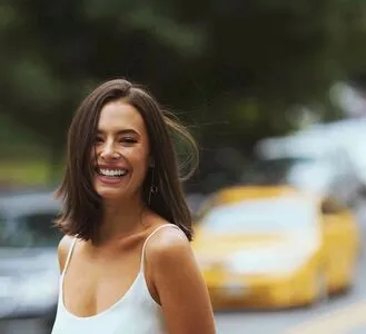 Chloe Bridges OnlyFans Leaked Free Thumbnail Picture - #9biwUrm43D