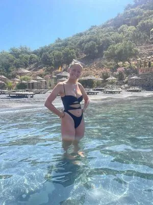 Chloe Burns OnlyFans Leaked Free Thumbnail Picture - #UXatcYxl0p