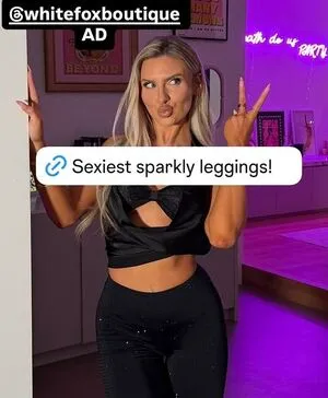 Chloe Burrows OnlyFans Leaked Free Thumbnail Picture - #YipMiUYGQP