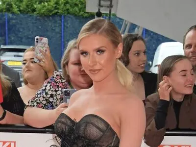 Chloe Burrows OnlyFans Leaked Free Thumbnail Picture - #zwvbWJgEGN