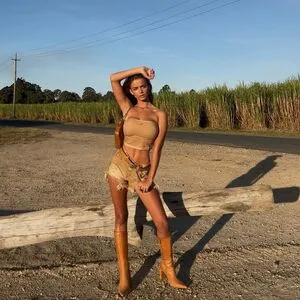 Chloe Campbell OnlyFans Leaked Free Thumbnail Picture - #TH5aN2X5A0