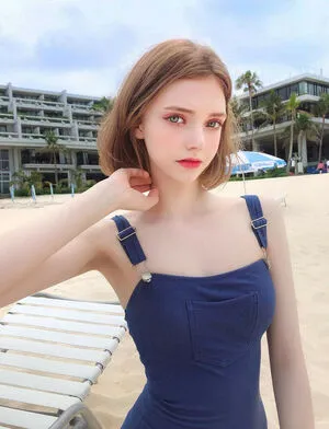 Chloe Chuu OnlyFans Leaked Free Thumbnail Picture - #k8YekClDnk