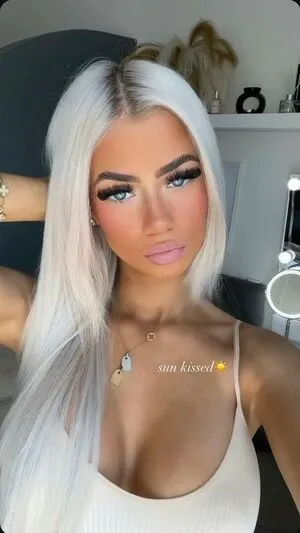 Chloe Collier OnlyFans Leaked Free Thumbnail Picture - #ibTbvyS7xS