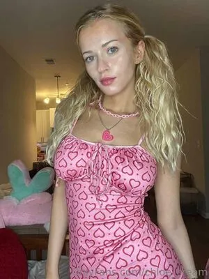 Chloe Cream OnlyFans Leaked Free Thumbnail Picture - #0cBaeKpK85