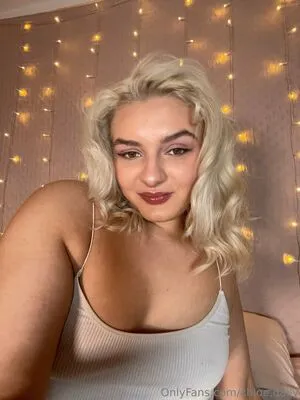 Chloe Daily OnlyFans Leaked Free Thumbnail Picture - #Z0rl3fQyfc