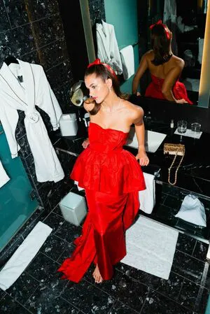 Chloe East OnlyFans Leaked Free Thumbnail Picture - #3XpmM4oGMm