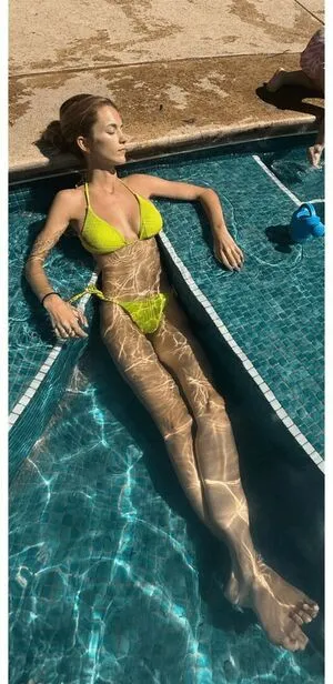 Chloe East OnlyFans Leaked Free Thumbnail Picture - #fZ4ES7Vprp