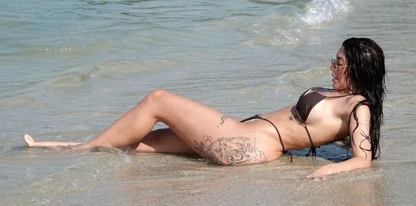 Chloe Ferry Geordie Shore OnlyFans Leaked Free Thumbnail Picture - #e2pZbXFeJb