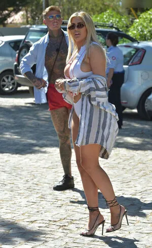 Chloe Ferry OnlyFans Leaked Free Thumbnail Picture - #6mpSt9Lw8E