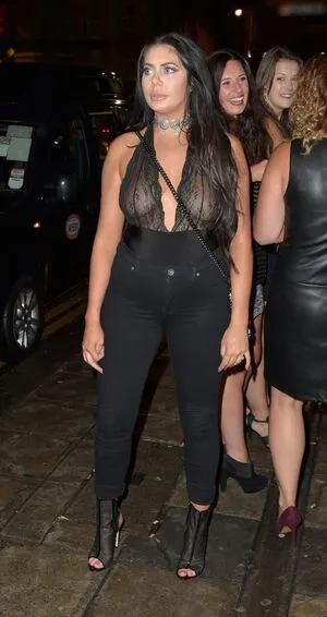 Chloe Ferry OnlyFans Leaked Free Thumbnail Picture - #kNMjGfzE55