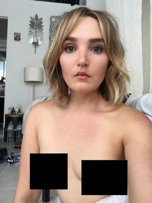 Chloe Fineman OnlyFans Leaked Free Thumbnail Picture - #isyevGBEYe