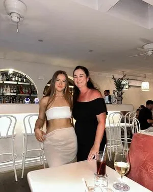 Chloe Fleming OnlyFans Leaked Free Thumbnail Picture - #ncnAbm2r2r