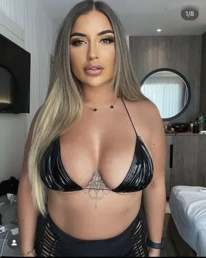 Chloe Fleming OnlyFans Leaked Free Thumbnail Picture - #zGllOHWgCR