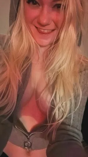 Chloe Foster OnlyFans Leaked Free Thumbnail Picture - #5HfMh9t8bX