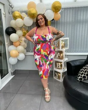 Chloe Hatton OnlyFans Leaked Free Thumbnail Picture - #q7WAdkrbph