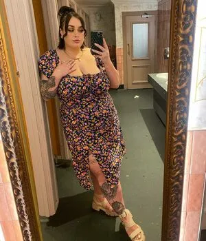 Chloe Hatton OnlyFans Leaked Free Thumbnail Picture - #x947cDrdzz