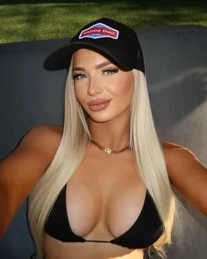 Chloe Holm OnlyFans Leaked Free Thumbnail Picture - #gc6MlNcESN