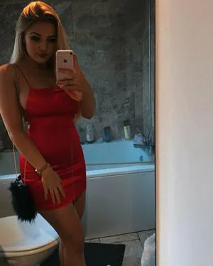 Chloe Ilsley OnlyFans Leaked Free Thumbnail Picture - #Re19xuwxOi