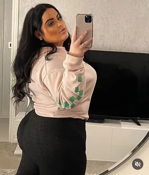 Chloe Jade OnlyFans Leaked Free Thumbnail Picture - #iXMM35VHB8