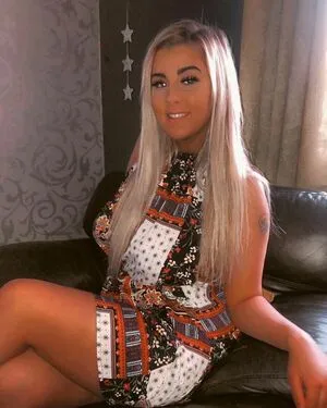 Chloe Joanne Carter OnlyFans Leaked Free Thumbnail Picture - #k6h8LMAf43