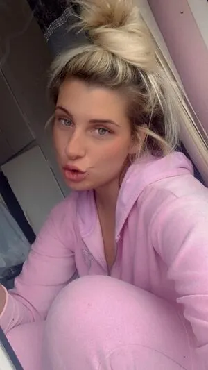 Chloe Joanne Carter OnlyFans Leaked Free Thumbnail Picture - #olHPvlJRvT