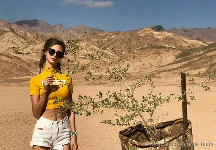 Chloe Leafs OnlyFans Leaked Free Thumbnail Picture - #R7YNT482Fw