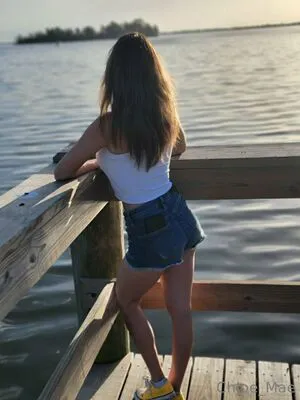 Chloe Mae OnlyFans Leaked Free Thumbnail Picture - #3FB0tCxwUT