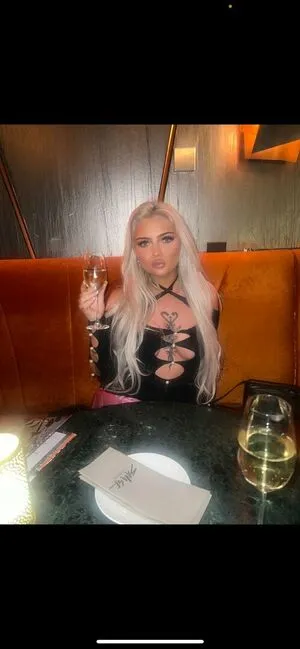 Chloe May OnlyFans Leaked Free Thumbnail Picture - #JYzksAt6BQ