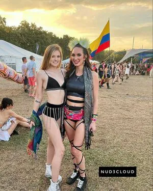 Chloe Mettenbrink OnlyFans Leaked Free Thumbnail Picture - #OqriDBlBoe