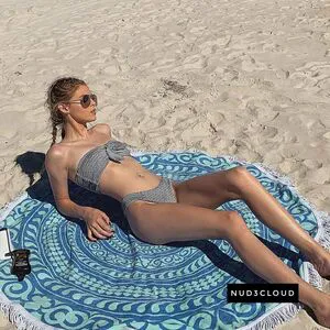 Chloe Mettenbrink OnlyFans Leaked Free Thumbnail Picture - #sguFJDcGgU