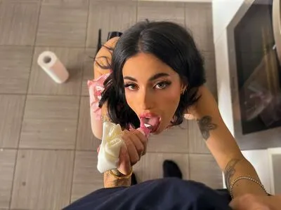 Chloe Mira OnlyFans Leaked Free Thumbnail Picture - #0GDhPbIMa7