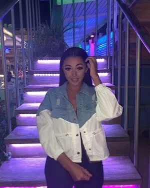 Chloe Reynolds OnlyFans Leaked Free Thumbnail Picture - #N1yZHu7tHB