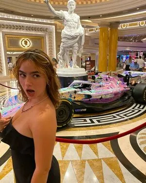 Chloe Reynolds OnlyFans Leaked Free Thumbnail Picture - #bFJUJb6UkO