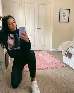 Chloe Reynolds OnlyFans Leaked Free Thumbnail Picture - #sP2R4gdoth