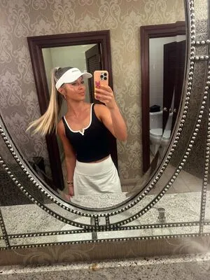 Chloe Rigdon OnlyFans Leaked Free Thumbnail Picture - #W2NdnnBZkM