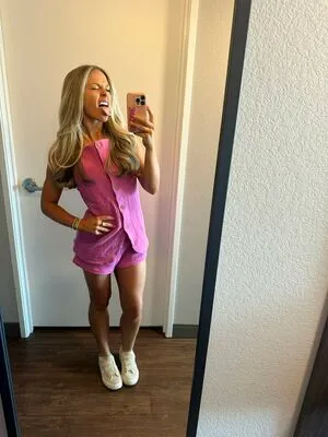 Chloe Rigdon OnlyFans Leaked Free Thumbnail Picture - #s1wiE5hpsR