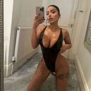 Chloe Saxon OnlyFans Leaked Free Thumbnail Picture - #RTBeyLvoab