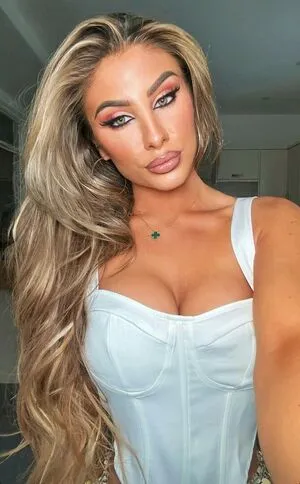 Chloe Streatfield OnlyFans Leaked Free Thumbnail Picture - #C6IxFeALvl