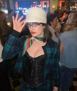 Chloe Troast OnlyFans Leaked Free Thumbnail Picture - #MuHdDtjjbQ