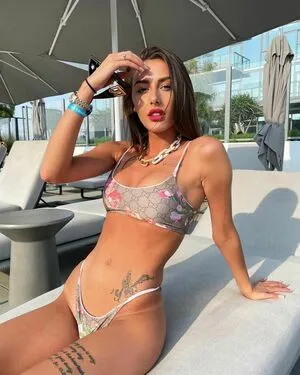 Chloe Veitch OnlyFans Leaked Free Thumbnail Picture - #odmnlYSJi3