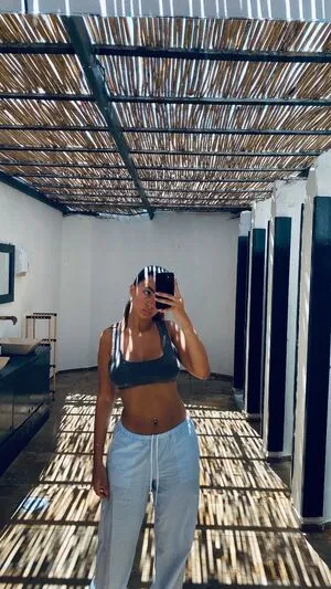 Chloeabouserhal OnlyFans Leaked Free Thumbnail Picture - #4ODJXAIRW1