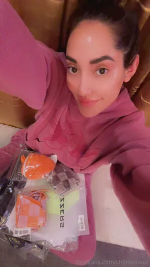 Chloeamour OnlyFans Leaked Free Thumbnail Picture - #f3VorhOnZy