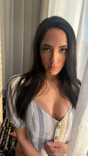 Chloeamourfree OnlyFans Leaked Free Thumbnail Picture - #X9lAHlky9J