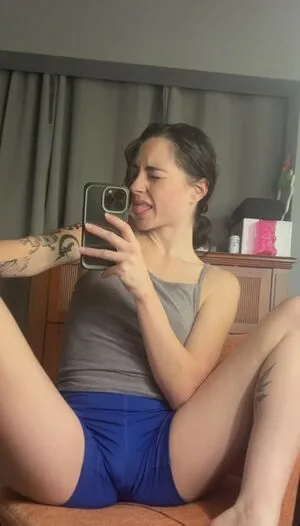 Chloebellexo OnlyFans Leaked Free Thumbnail Picture - #X3yU1EAwTy