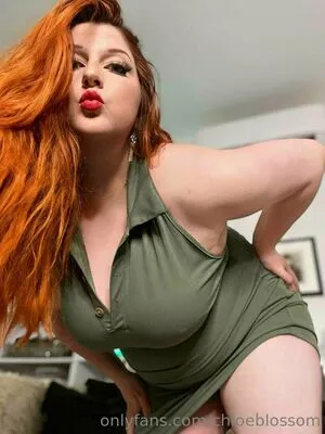 Chloeblossom OnlyFans Leaked Free Thumbnail Picture - #y6ECLu8ORi