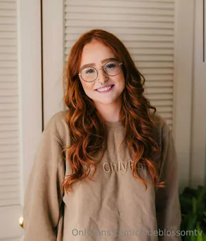 Chloeblossomtv OnlyFans Leaked Free Thumbnail Picture - #ZWLfrHeYl3