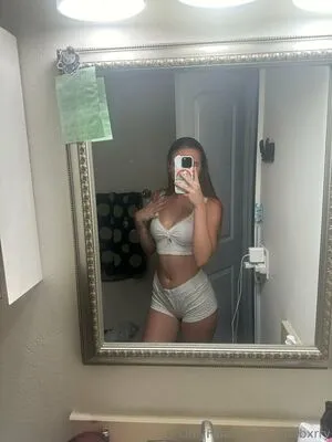 Chloebxrry OnlyFans Leaked Free Thumbnail Picture - #lzIXfmqxjY