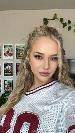 Chloecarterxoxo OnlyFans Leaked Free Thumbnail Picture - #fdzNTeOj5e