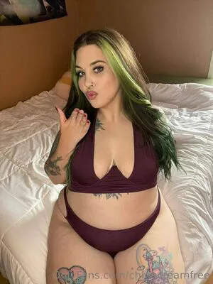 Chloecreamfree OnlyFans Leaked Free Thumbnail Picture - #xYA9z02GFS