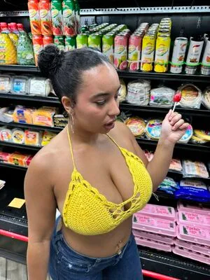 Chloecvlogs OnlyFans Leaked Free Thumbnail Picture - #5mdz77t7UC